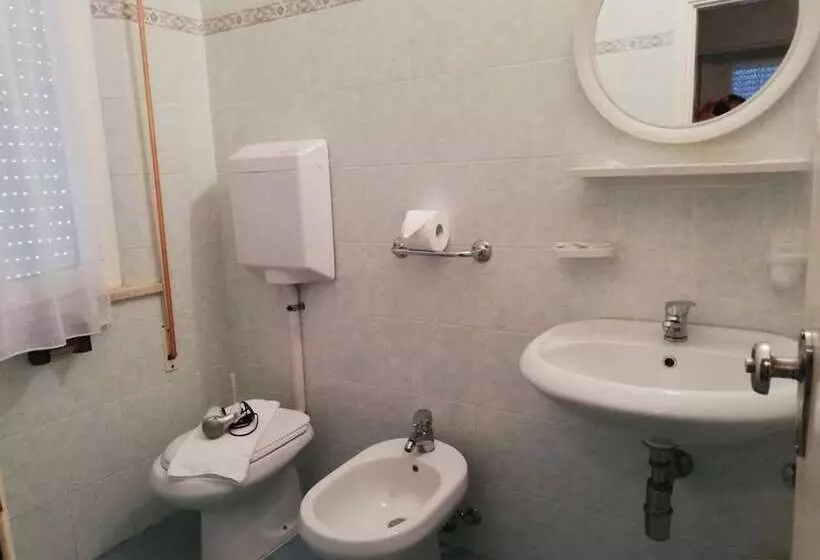 مسافرخانه La Bella Vita