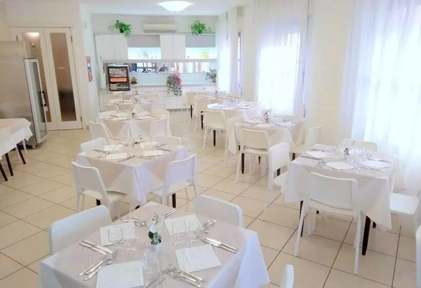 مسافرخانه La Bella Vita