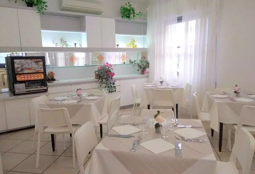 مسافرخانه La Bella Vita