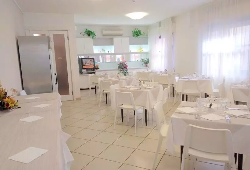 مسافرخانه La Bella Vita