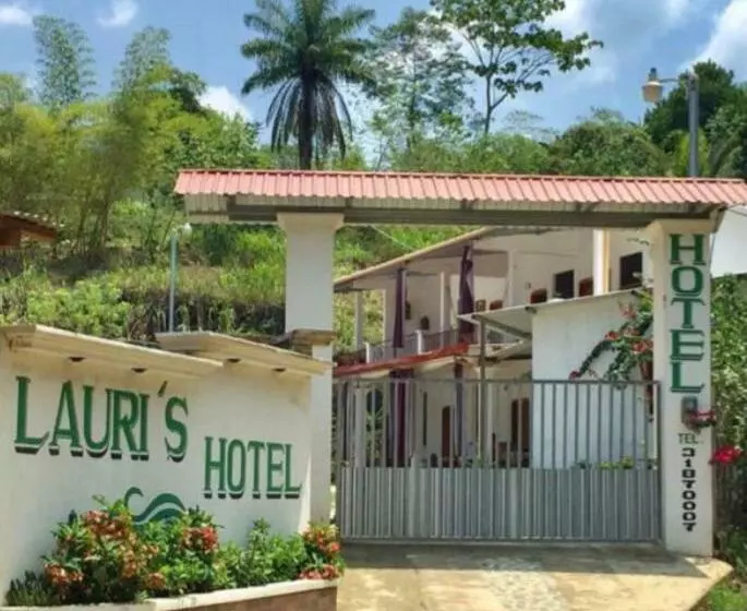 هتل Lauris