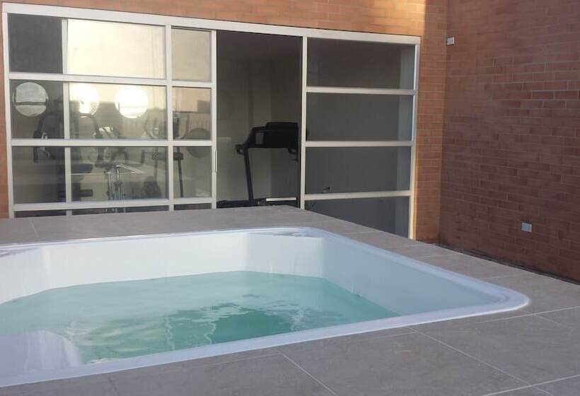 هتل Suite Continental