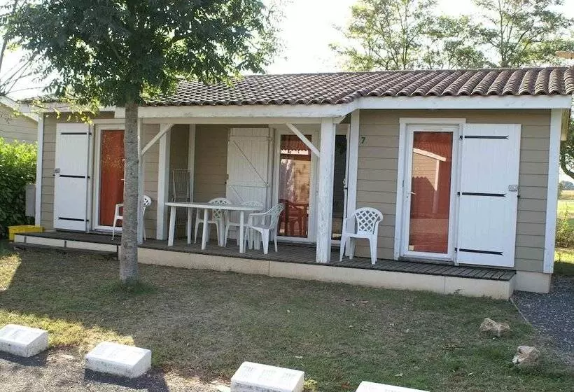 Le Domaine Du Cèdre