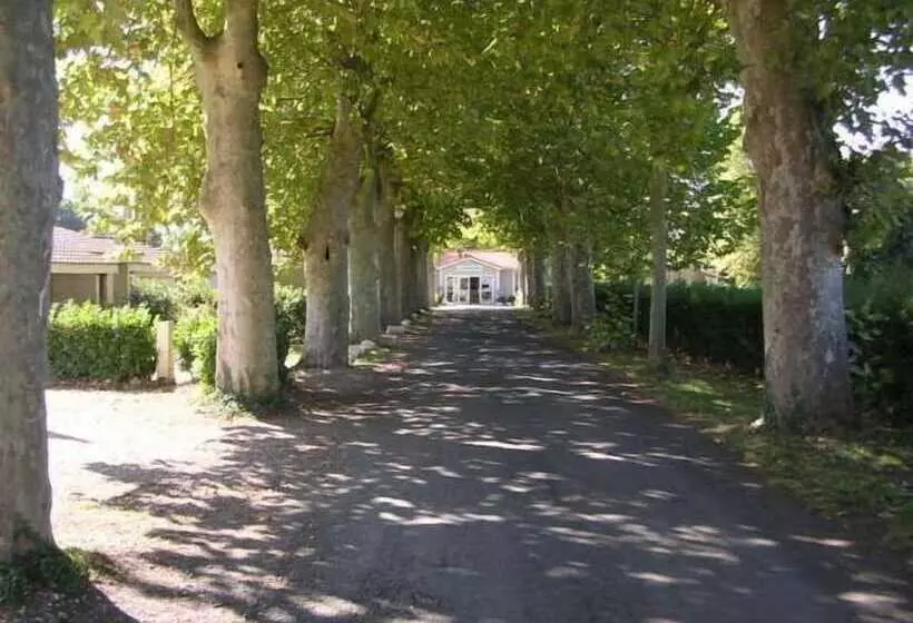 Le Domaine Du Cèdre