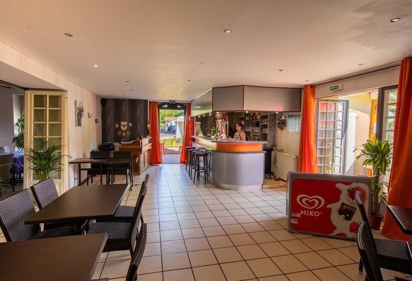 Le Domaine Du Cèdre