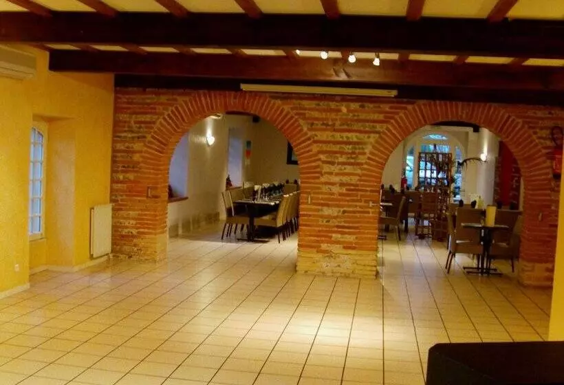 Le Domaine Du Cèdre