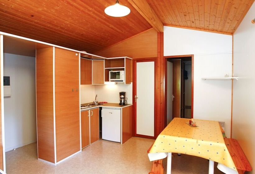 Le Domaine Du Cèdre