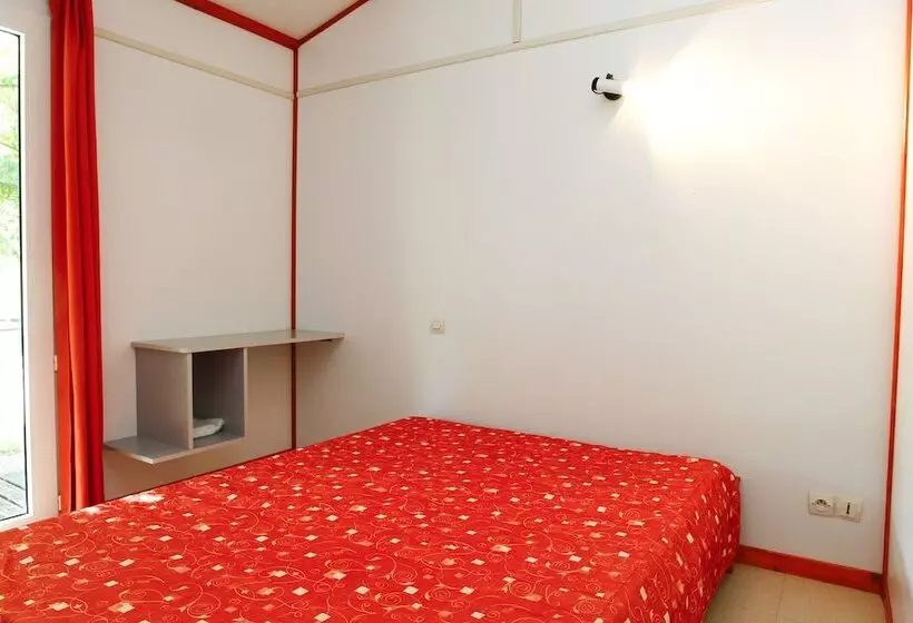 Le Domaine Du Cèdre