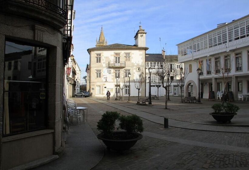 ペンション Hostal Central