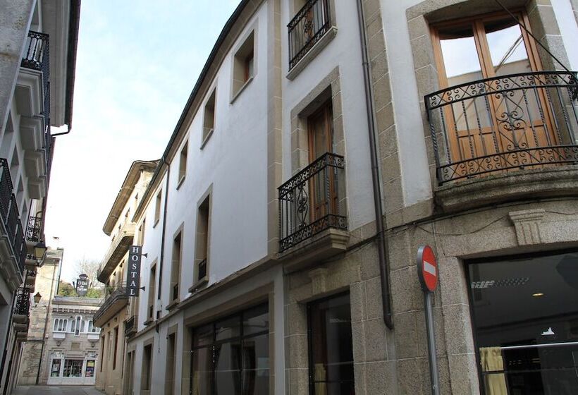 ペンション Hostal Central