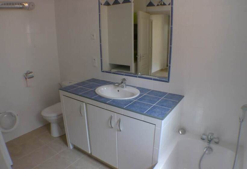 住所  Résidence De Tourisme Mare E Macchia