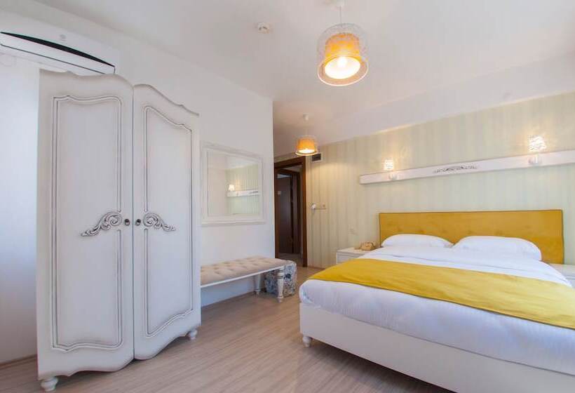 فندق 1inci Konak