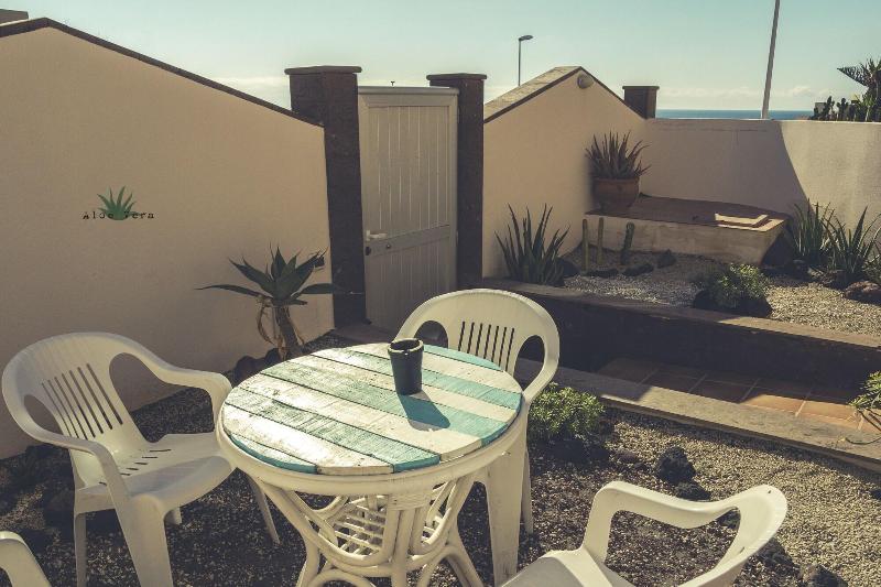 ユースホステル Aloe Vera Shared House