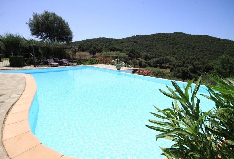 צימר Auberge U Sirenu