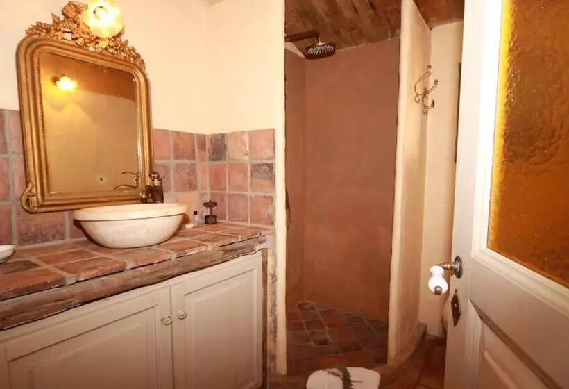 Aamiaismajoitus (B&B) Auberge U Sirenu