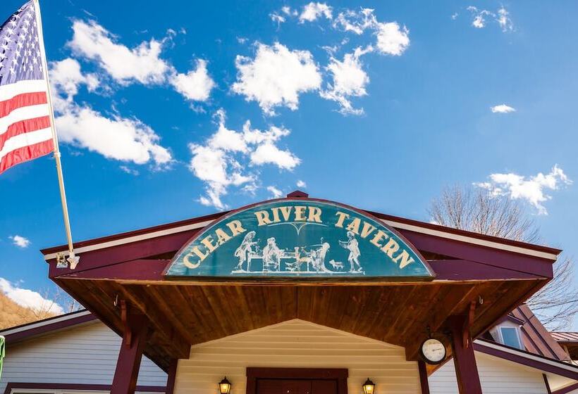 Clear River Inn