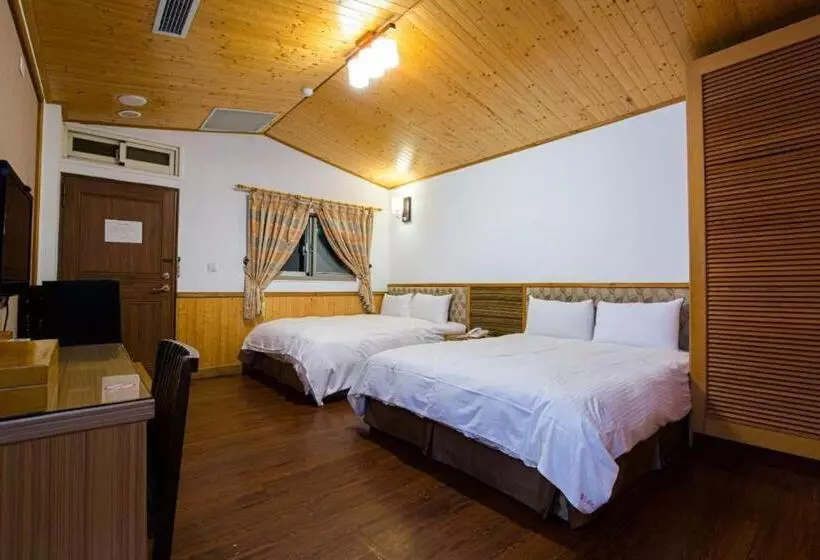 هتل Dragon Manor Resort