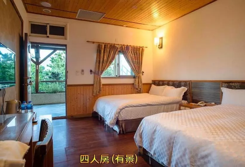 هتل Dragon Manor Resort