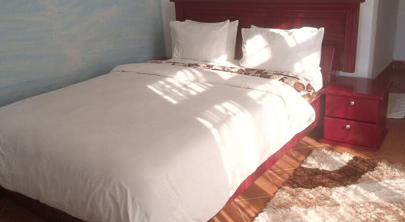 בית מלון כפרי Samanene