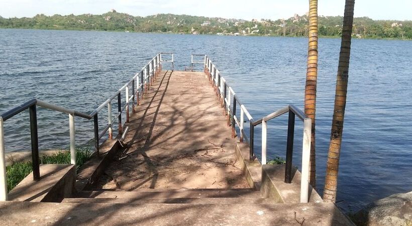 בית מלון כפרי Samanene