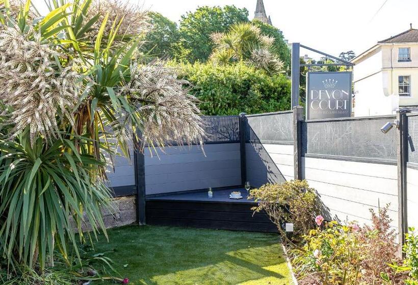 هتل The Devon Court