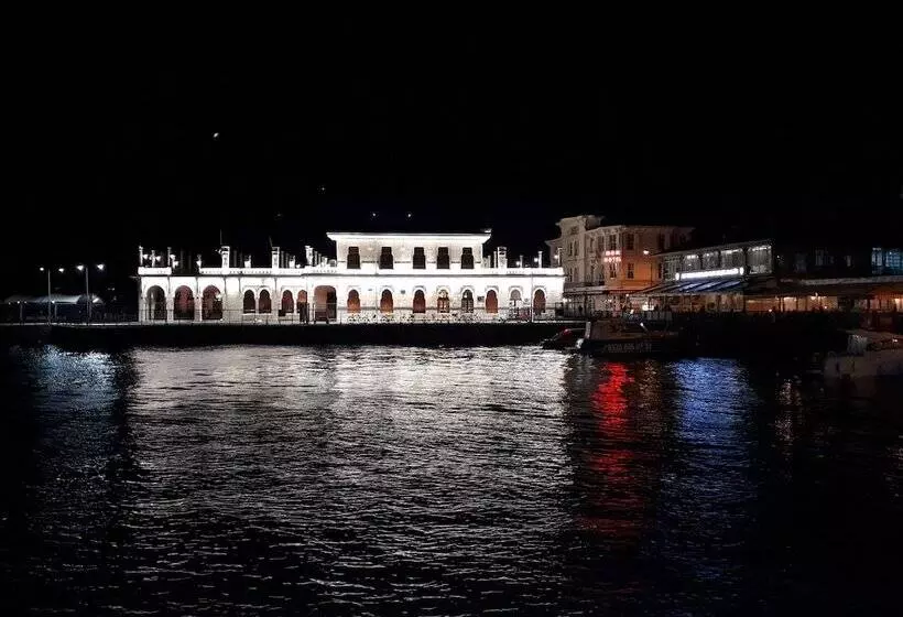 Orhan Kutbay'in Evi Turyolu Cafe Pansiyon