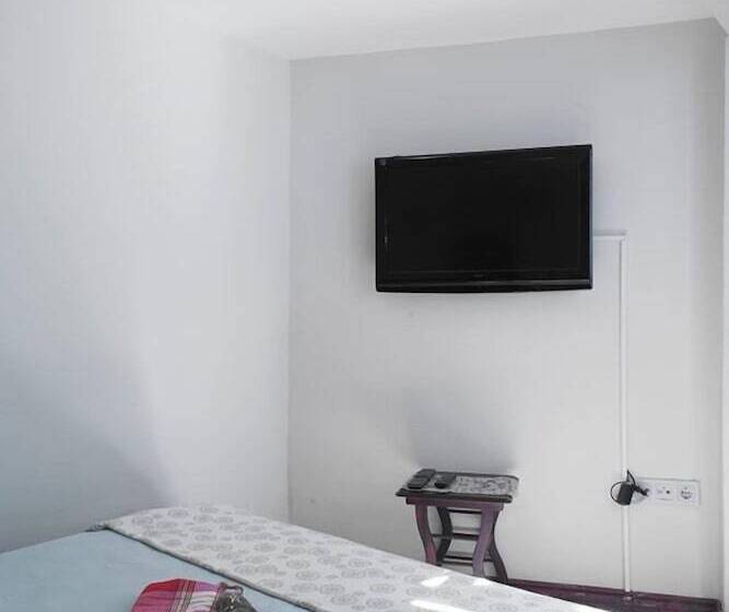 Orhan Kutbay'in Evi Turyolu Cafe Pansiyon