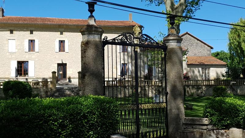 پانسیون Chateau Puygrenier