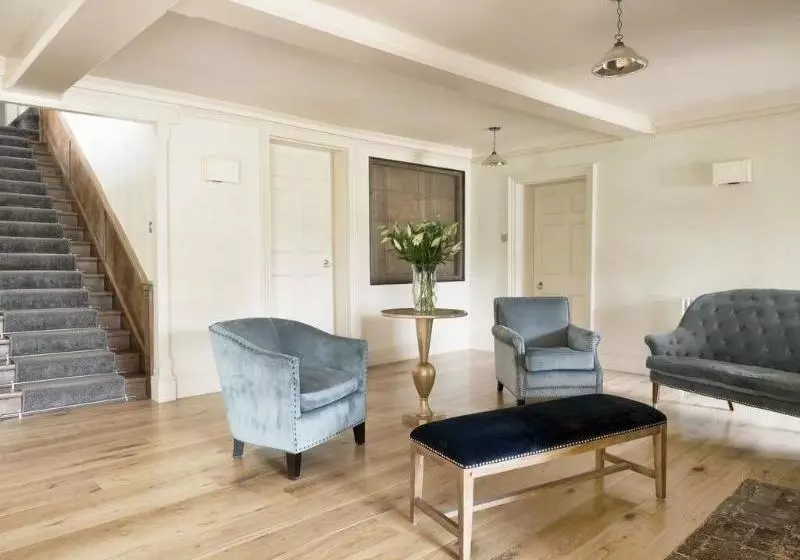 Majatalo That Amazing Place