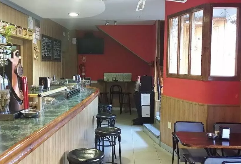 Albergue La Torre   Hostel