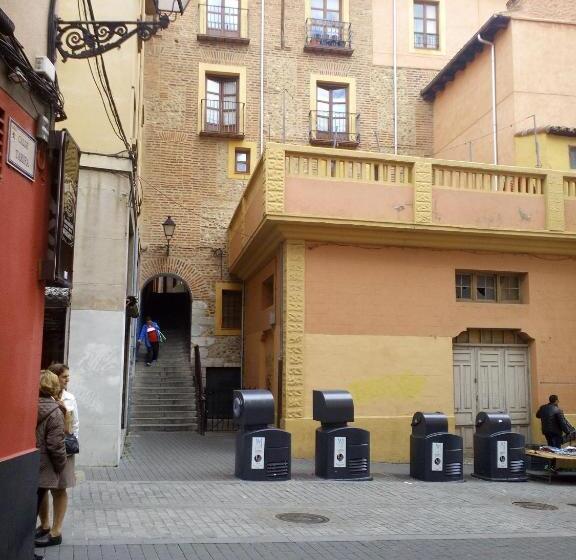 Apartamentos Corazón Del Húmedo