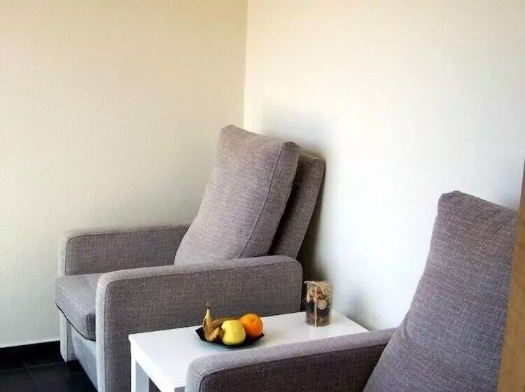 Aamiaismajoitus (B&B) Playa De Estorde