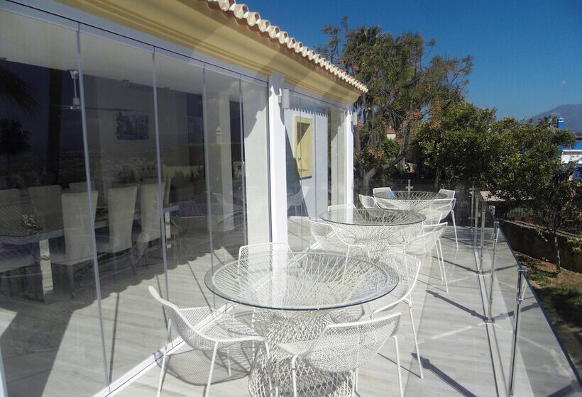 Bed and Breakfast Three Palms Adults Only