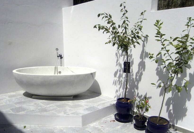 Bed and Breakfast Three Palms Adults Only