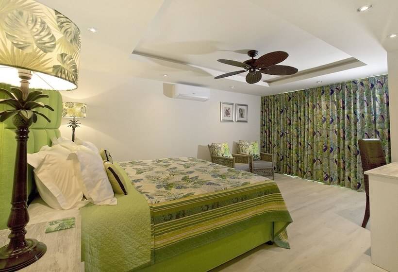 Bed and Breakfast Three Palms Adults Only