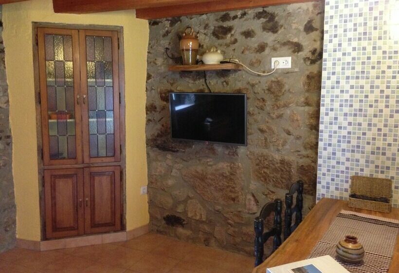 Casa Rural El Callís