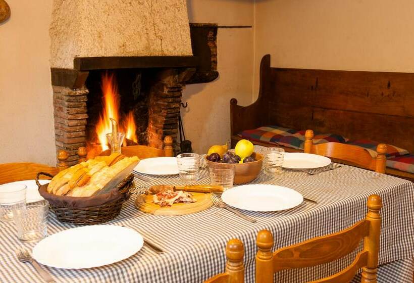 Casa Rural El Callís