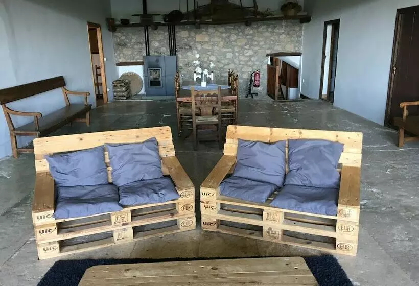 Casa Rural El Callís