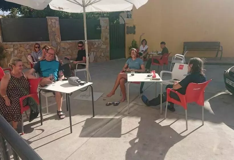 El Camino De Santovenia   Albergue   Hostel