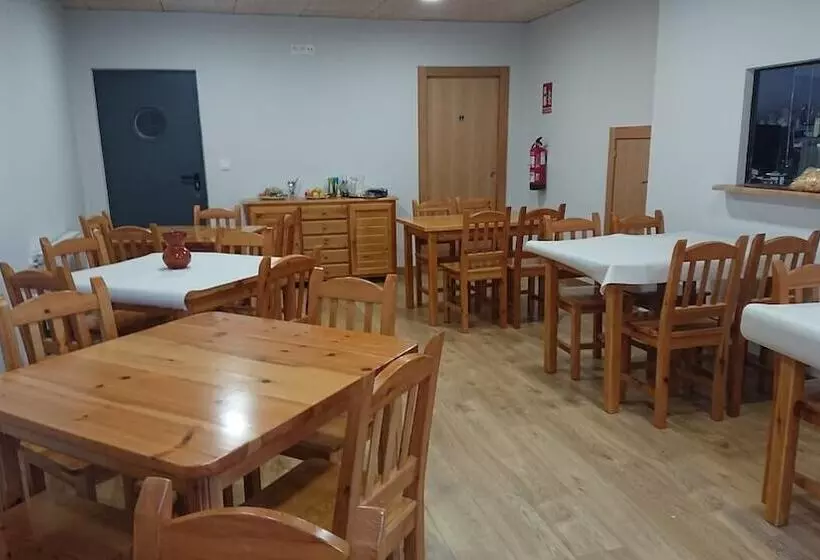 El Camino De Santovenia   Albergue   Hostel