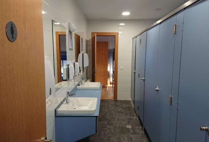 El Camino De Santovenia Albergue Hostel