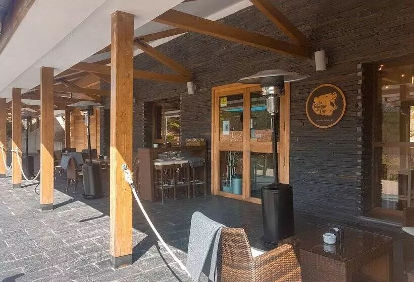 Hostel Oso Pardo Superior