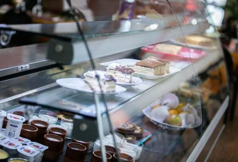 Hotelli Andamur San Roman