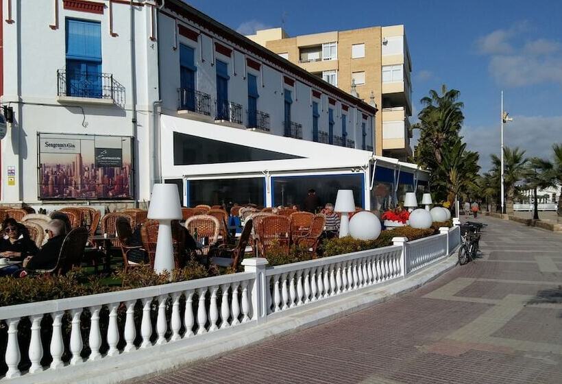 فندق Apartamentos La Encarnación