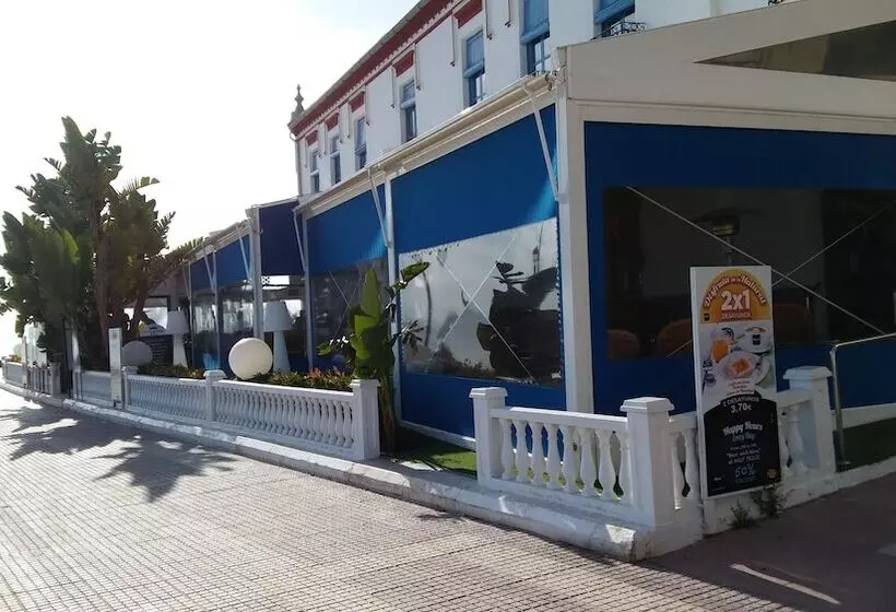 ホテル Apartamentos La Encarnación