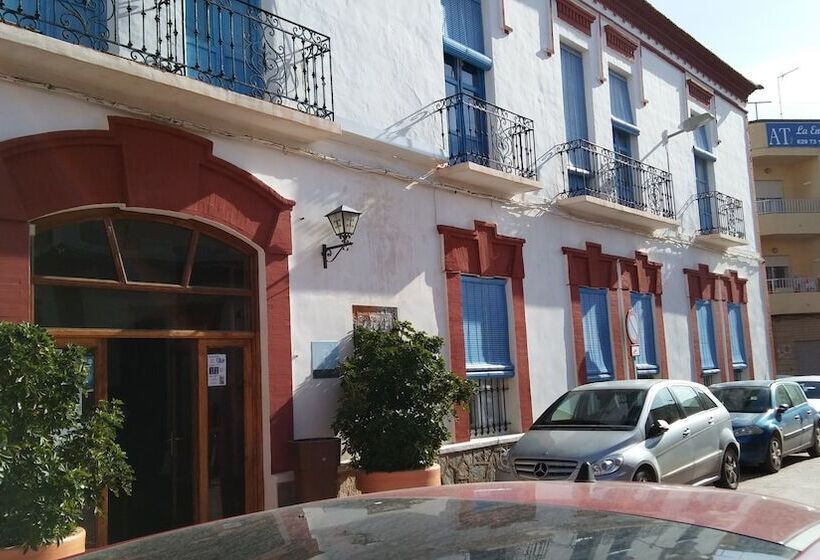 فندق Apartamentos La Encarnación