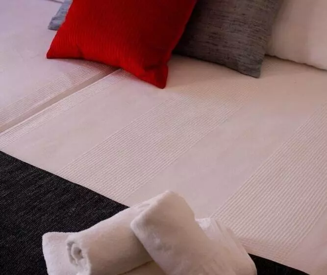 Hotel Brief Tarifa