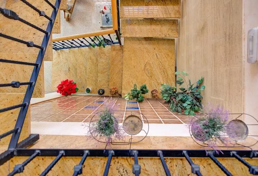 Hotelli Restaurante Mr