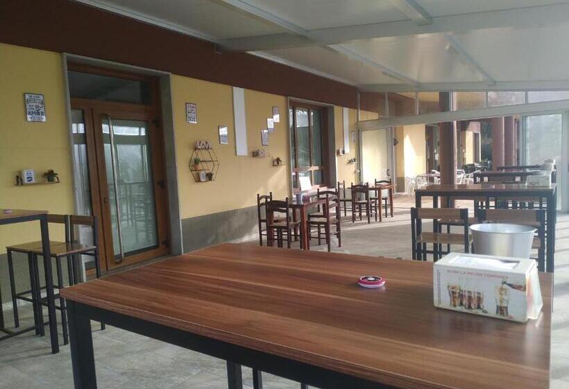 فندق Restaurante Val