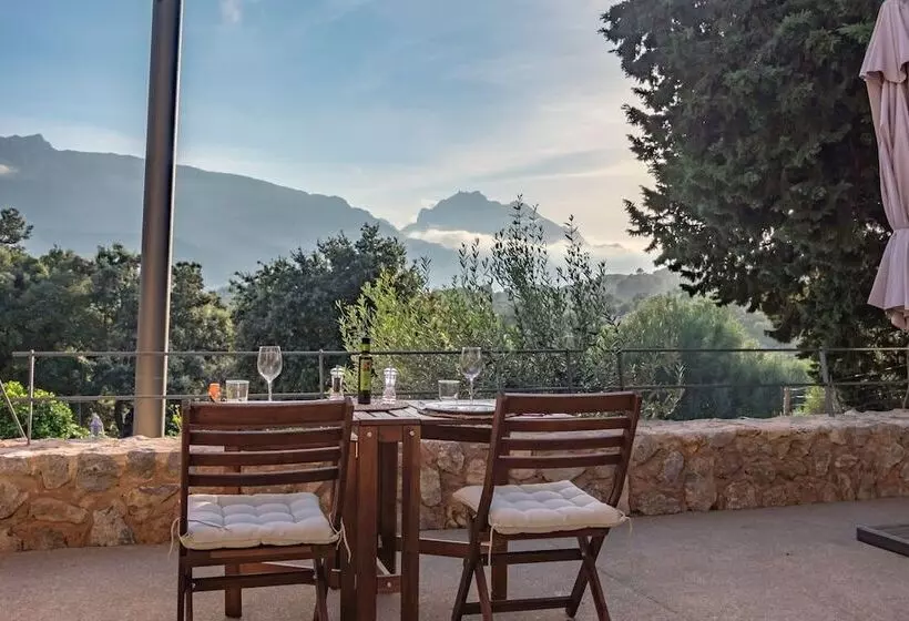 Maaseutuhotelli Agroturismo Son Alzines